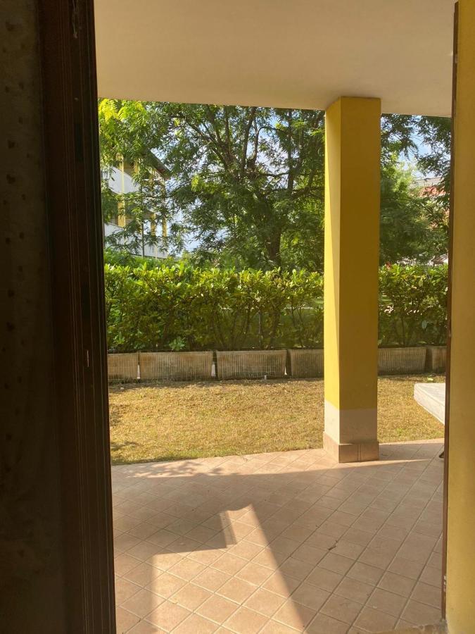 Appartamento Il Faro Con Giardino In Residence Con Piscina Desenzano del Garda Eksteriør bilde